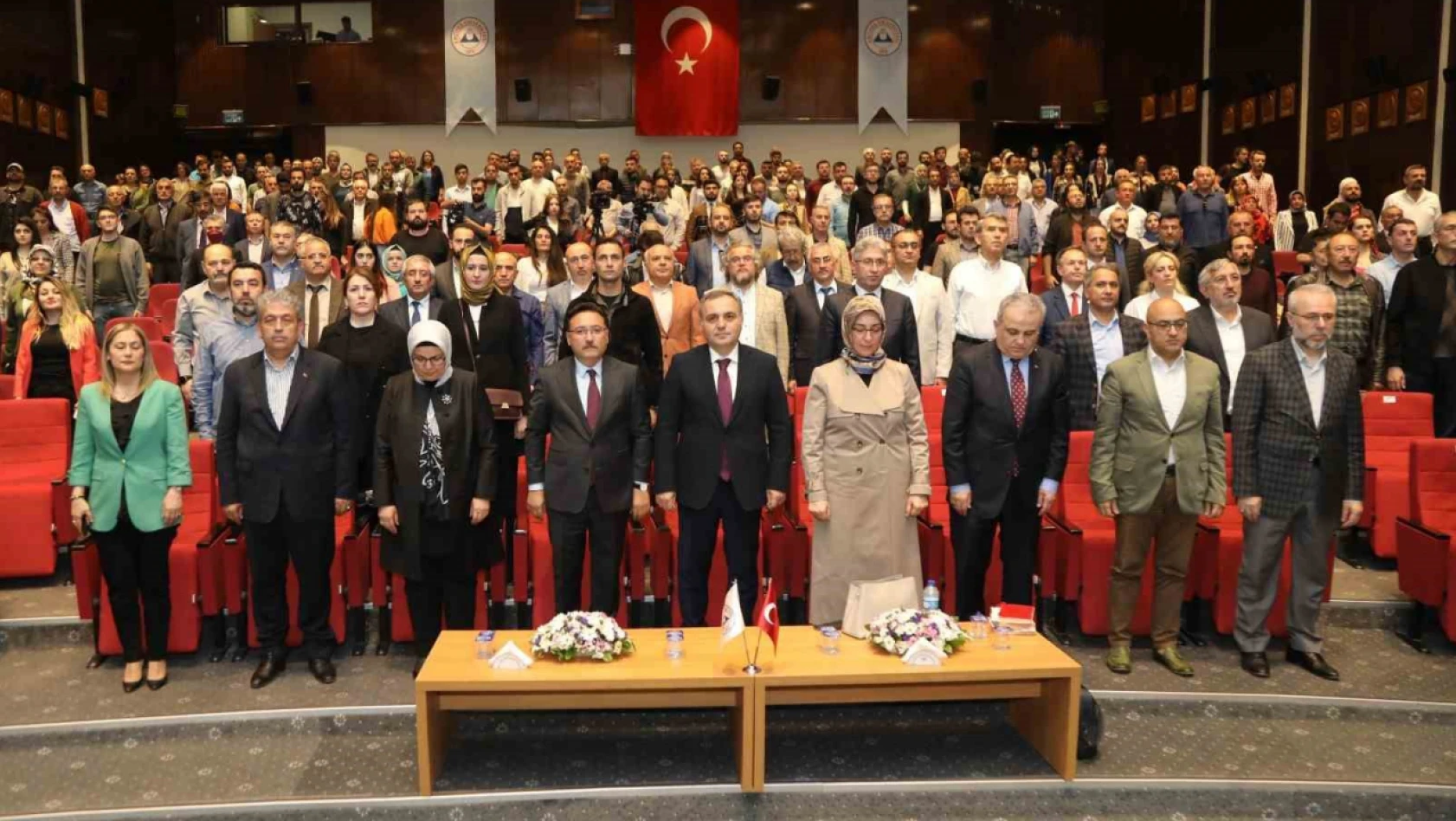 Millî Mücadele'den Bugüne Dış Politika' konferansı ERÜ'de düzenlendi