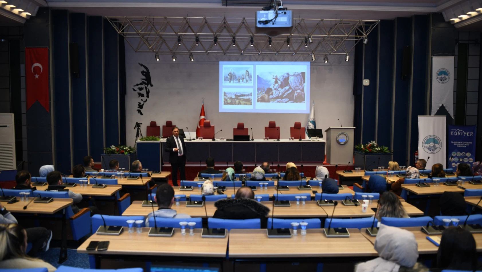 Kayseri Belediyesi, personelini stres ve zaman yönetiminde uzmanlaştırıyor
