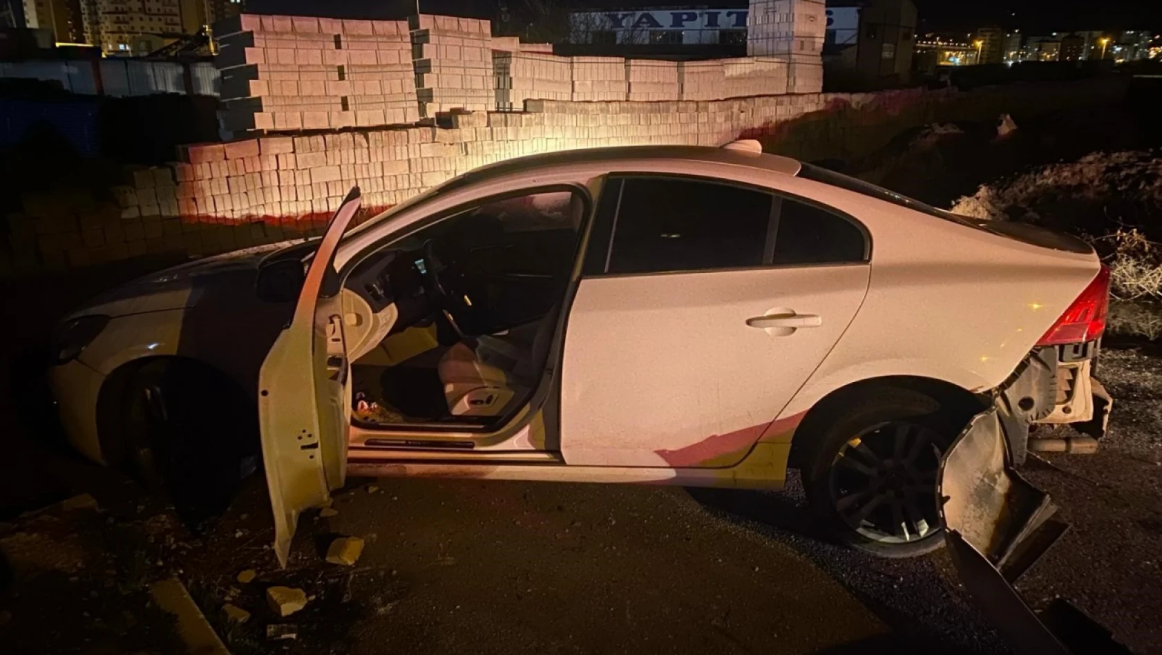 Kayseri'de alkollü sürücü kaza yaptı