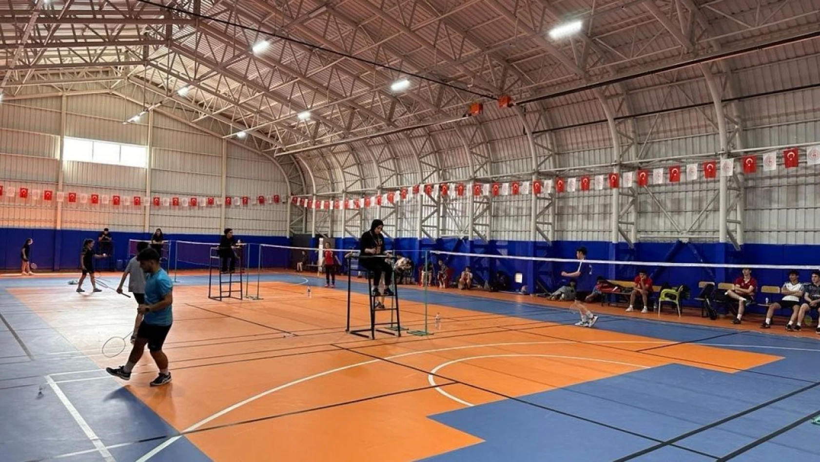 Kayseri'de Badminton İl Birinciliği tamamlandı
