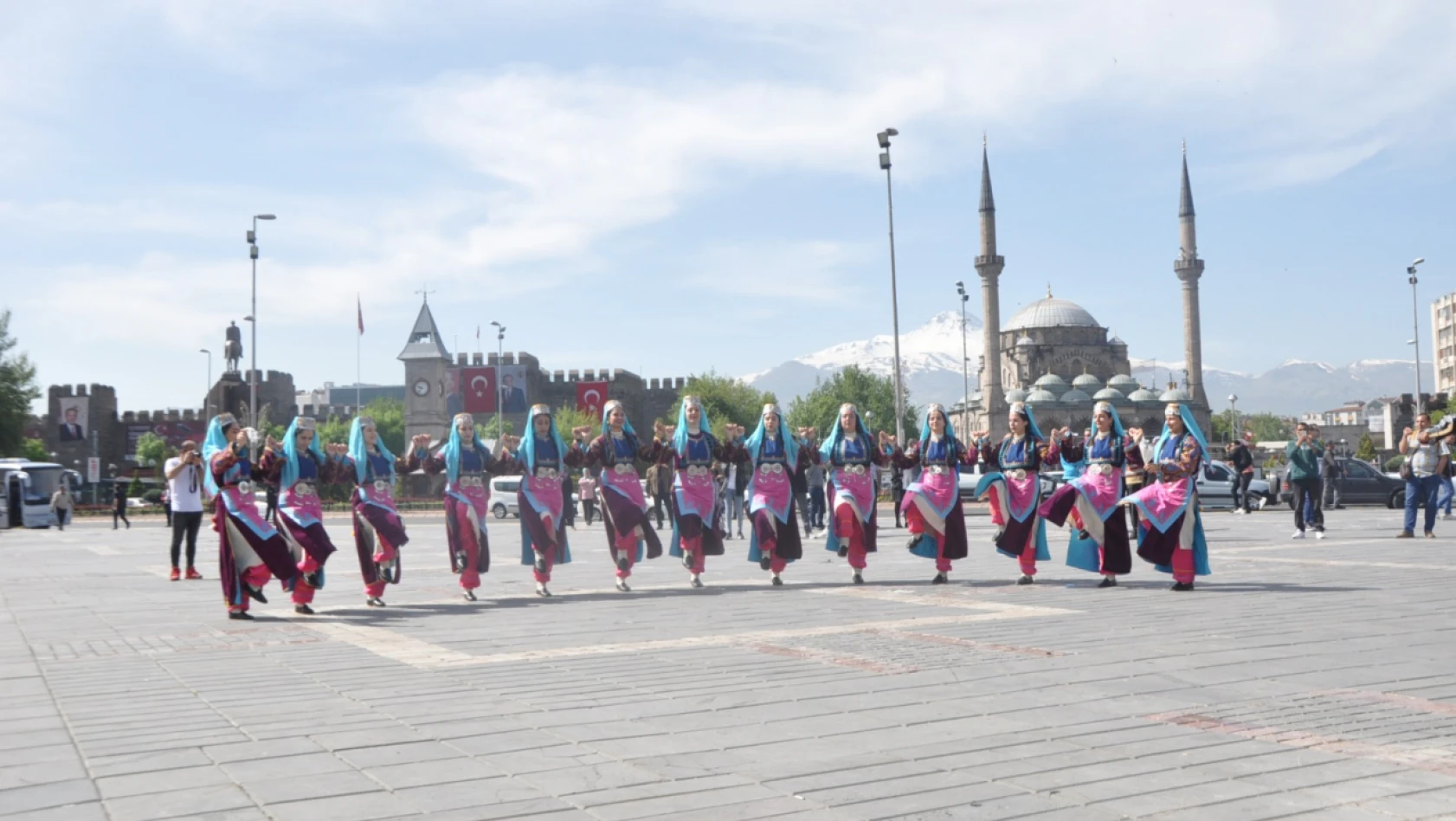 Kayseri'de Gençlik Haftası kutlandı