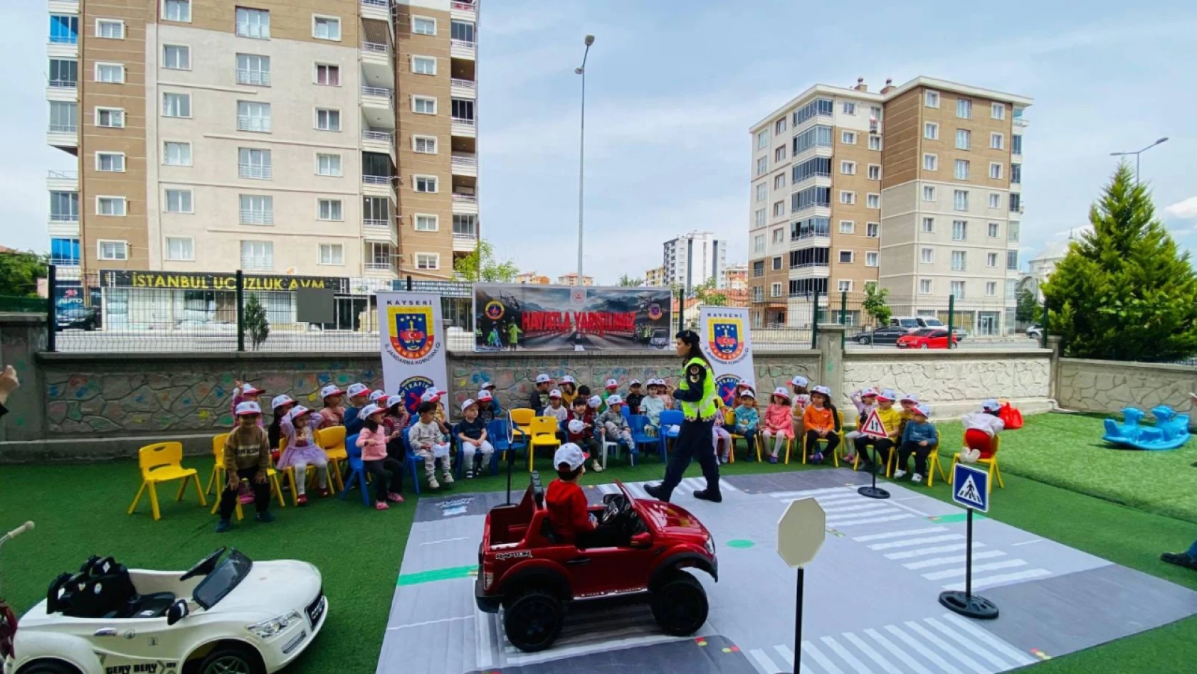 Kayseri'de öğrencilere trafik eğitimi!