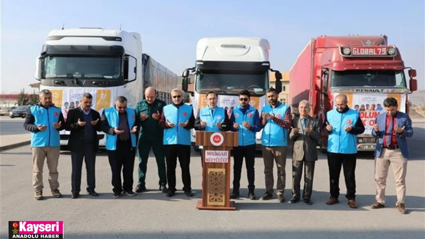 Kayseri'den Suriye'ye 7 yılda 737 TIR yardım malzemesi