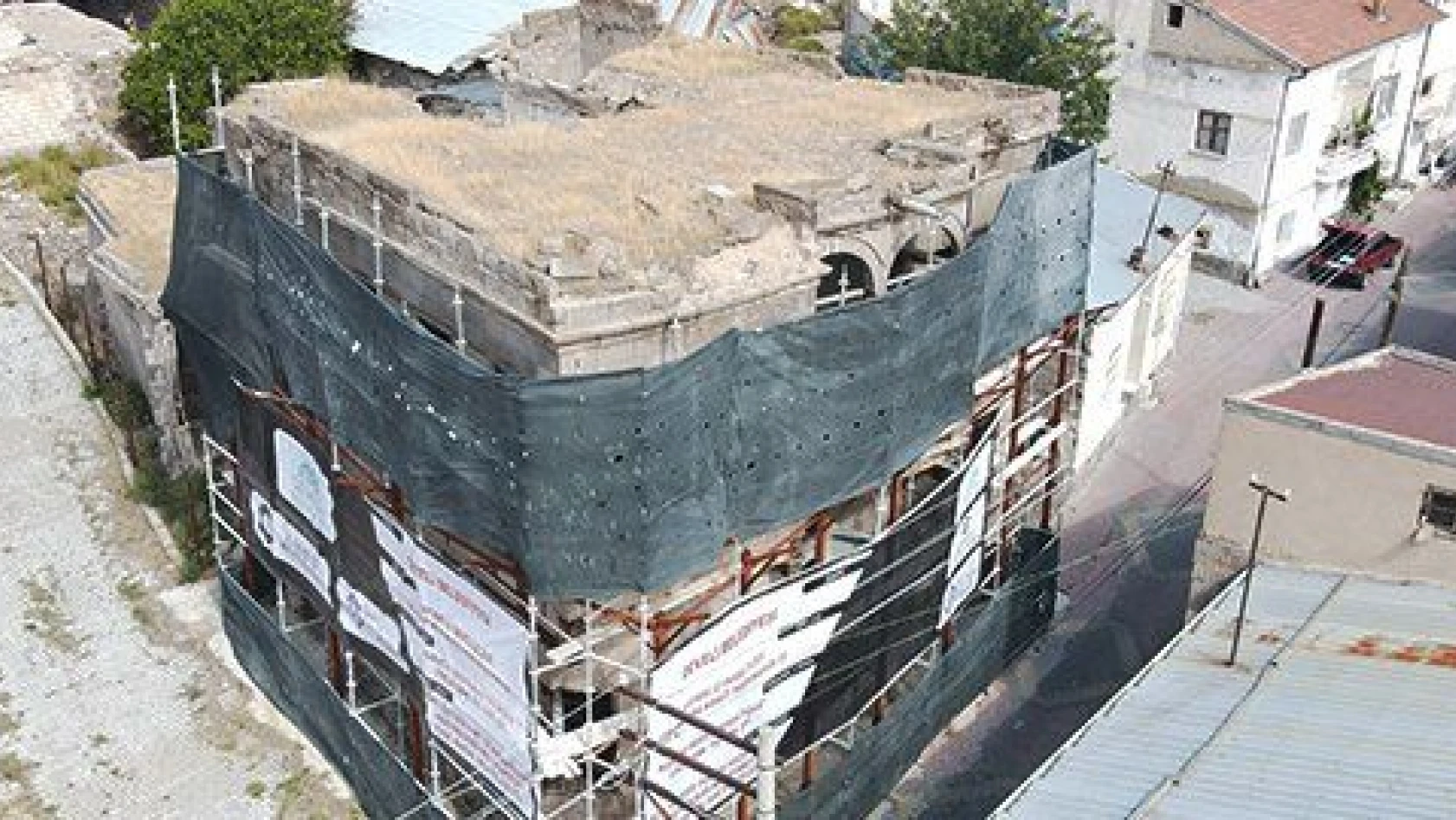 Tarihi Aslanlı Ev'in restorasyon çalışması başladı