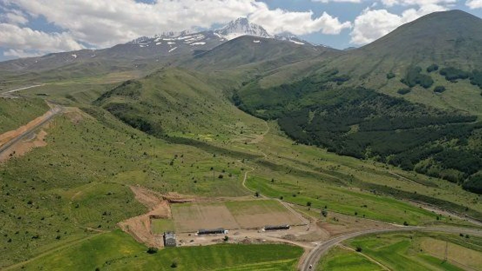 Erciyes, futbol kulüplerinin kamp merkezi olacak