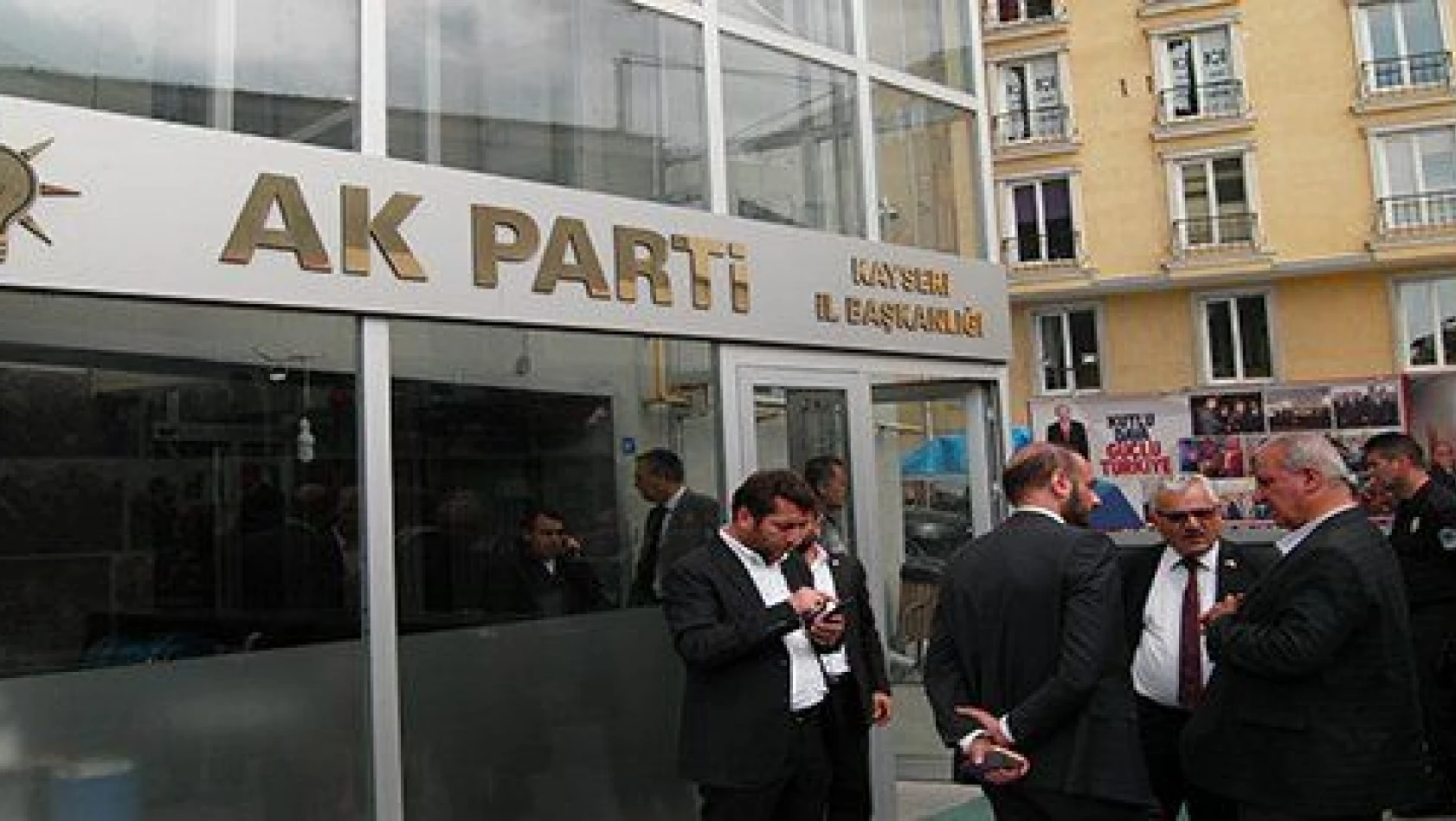 Kayseri AK Parti'de milletvekilliği için 94 kişi başvurdu 
