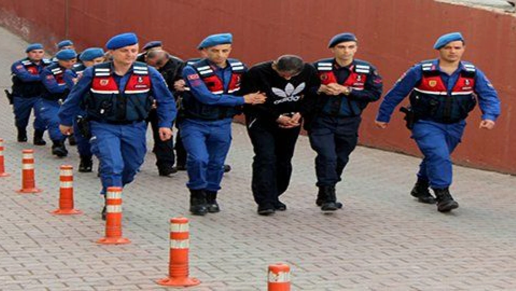 Kayseri ve Yozgat'ta 22 hırsızlık olayına karışan 4 şüpheli yakalandı 