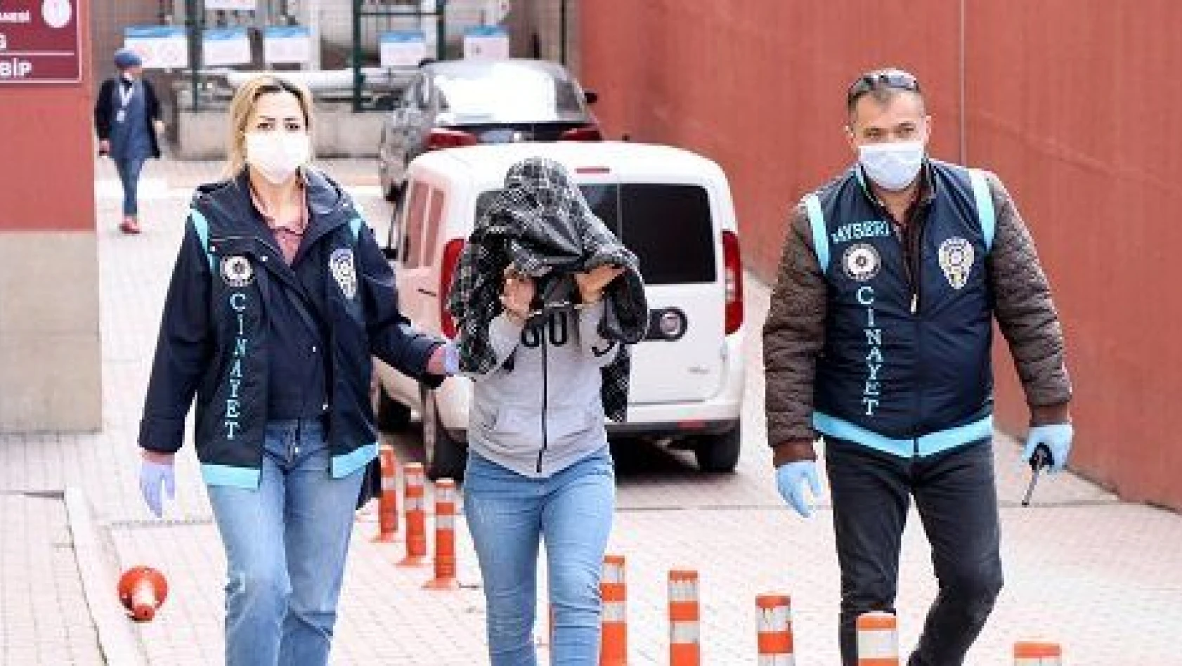 Kayseri'de bağ evinde erkek arkadaşını öldüren kadın yakalandı