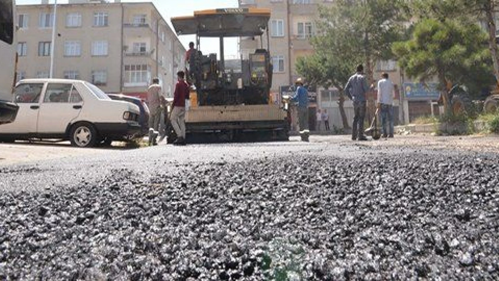 Osman Kavuncu Mahallesinde yollar yenileniyor 