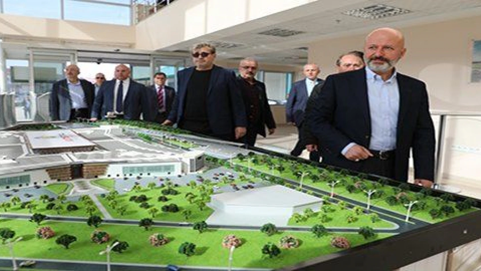 Başkan Çolakbayrakdar, 'Mobilyada dünyanın kalbi Kayseri'de atacak' 