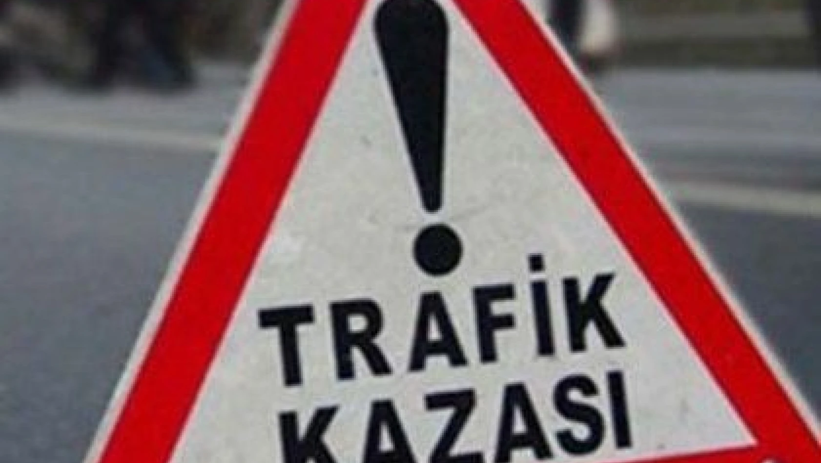 Kayseri 'de trafik kazası: 1 ölü, 2 yaralı