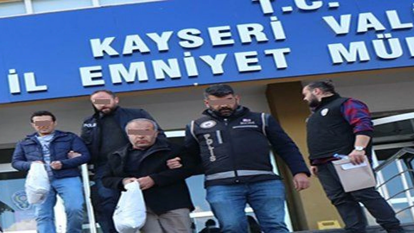 FETÖ operasyonunda gözaltına alınan 7 kişi Sivas'a gönderildi 