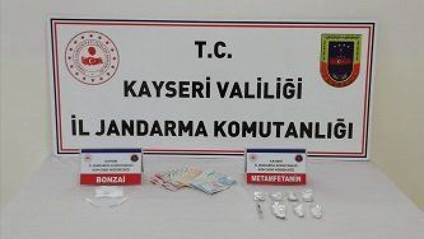 Kayseri'de 3 kişiye uyuşturucu gözaltısı