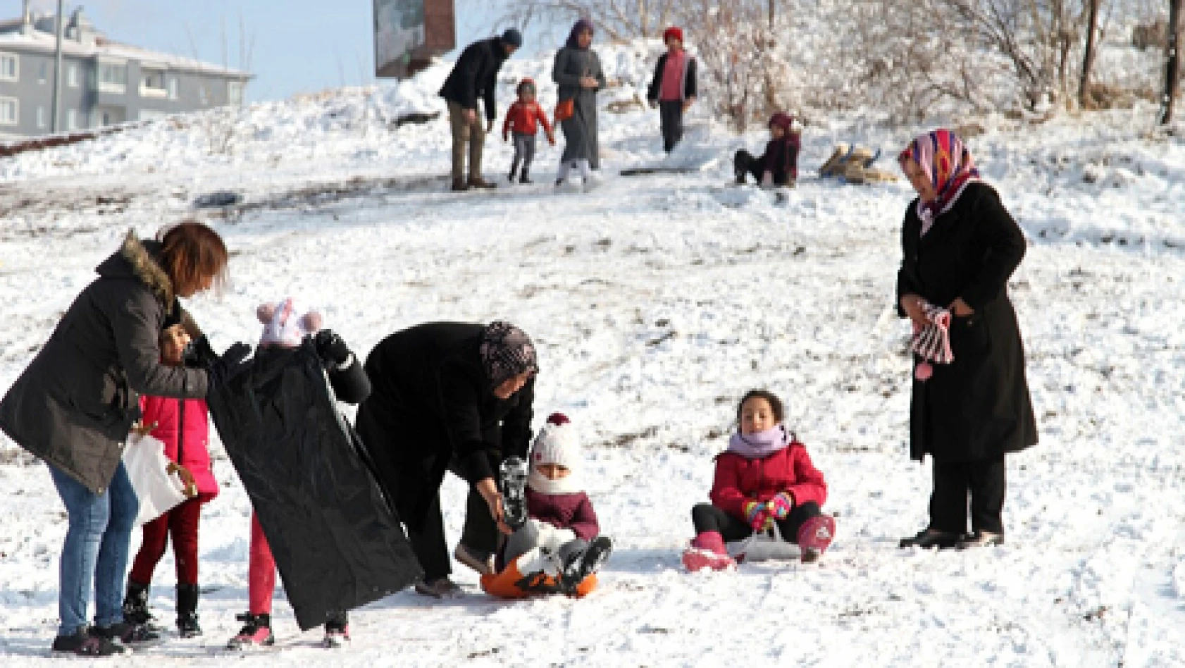 Talas'ın çocukları kış aylarında da şanslı