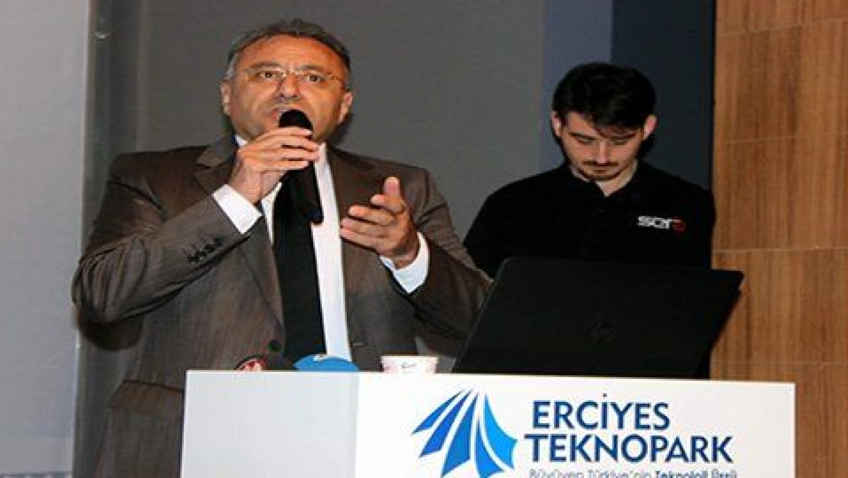 Anadolu'nun yüksek teknolojileri Erciyes Teknopark'ta yatırımcılarla buluştu 