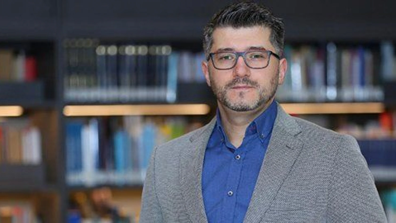 AGÜ Öğretim Üyesi Prof. Dr. Hakan Usta'ya 2020 Yılı TÜBİTAK Ödülü
