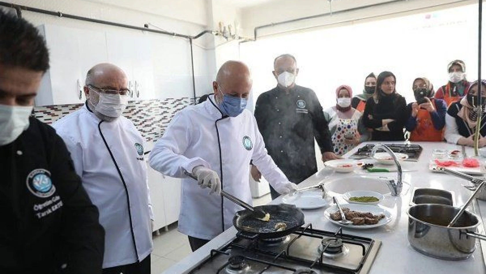 Kocasinan'da profesyonel aşçılar yetişiyor