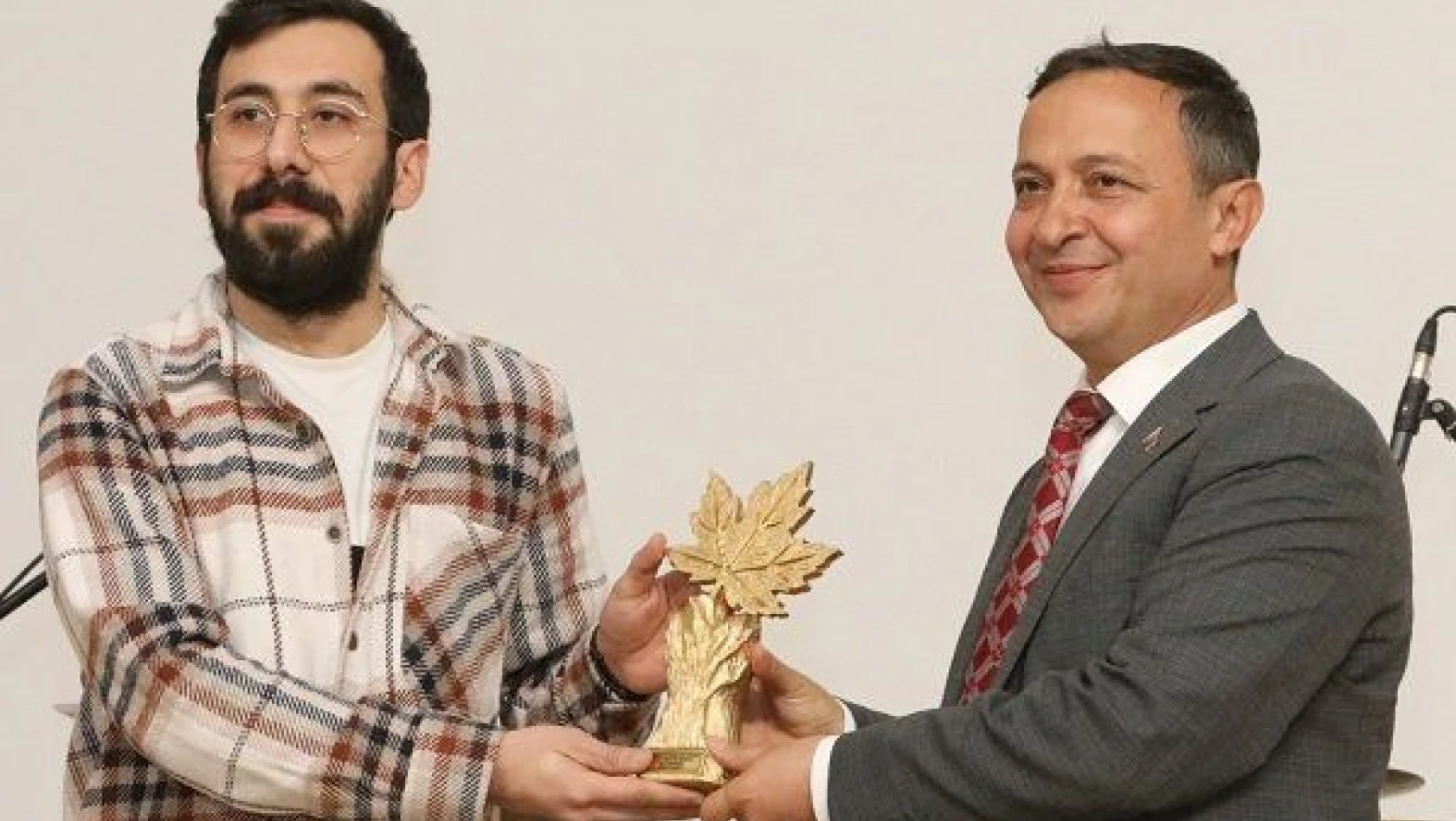 9. Kayseri Altın Çınar Film Festivali'nde Ödüller Sahibini Buldu