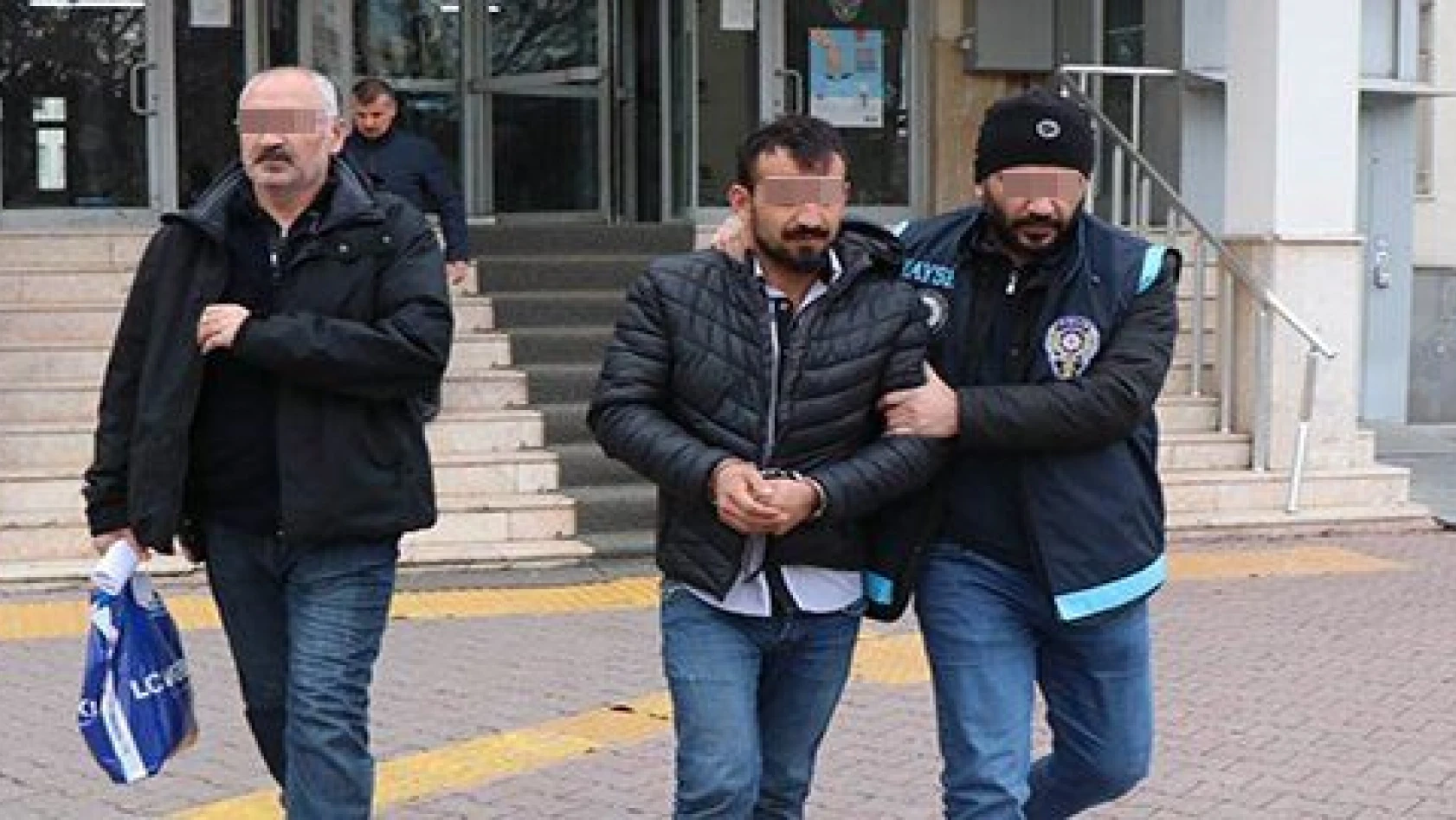 Kayseri'deki cinayete 2 gözaltı 