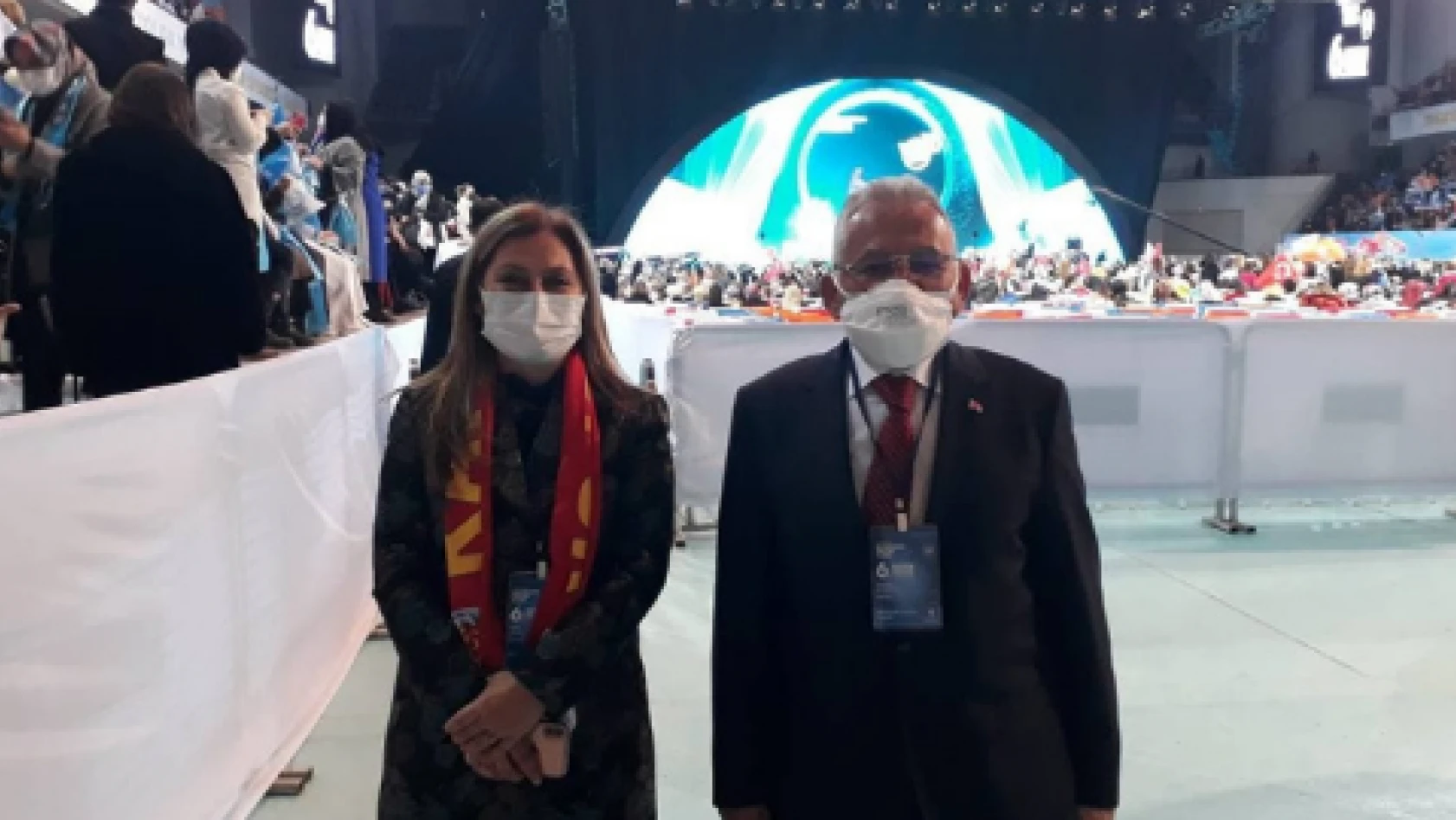 Büyükkılıç Ankara'da kadın kolları kongresine katıldı