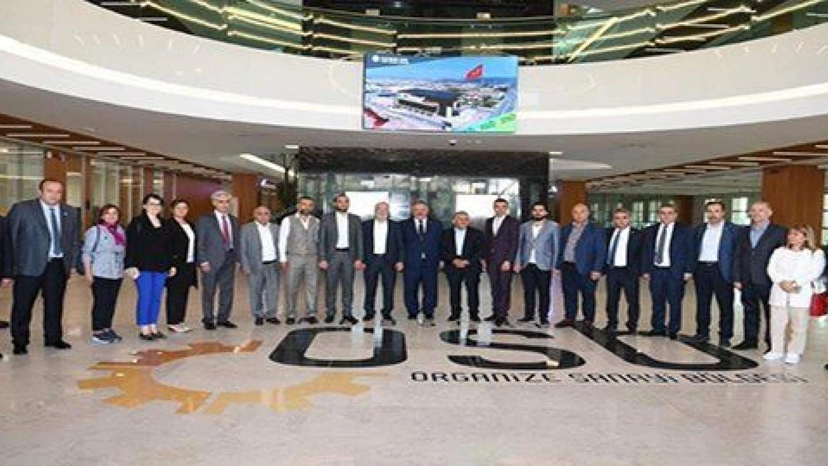 AK Parti Grup Başkan Vekili Elitaş ve Milletvekili Yıldız Kayseri OSB'yi ziyaret etti
