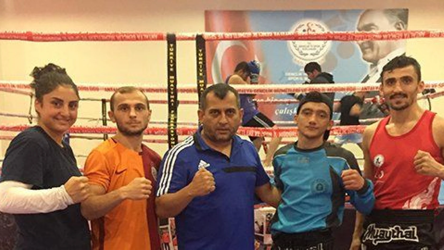 Kayserili 4 sporcu Muay Thai Dünya Şampiyonası'nda Türkiye'yi temsil edecek