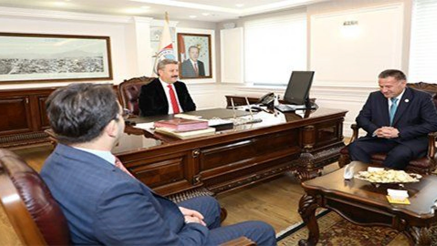 Başkan Palancıoğlu 'Baro, Kayseri'deki huzur, güven ve birlikteliğin teminatı'
