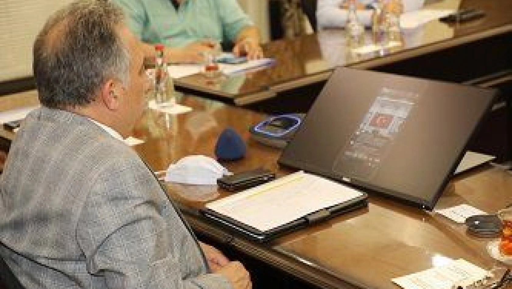 Başkan Yalçın, vatandaşlarla online 'Beyaz Masa' toplantısına katıldı