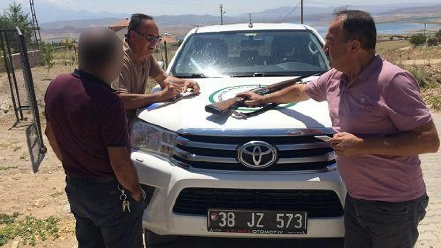 Kayseri'de yasa dışı avlanan 3 kişi yakalandı