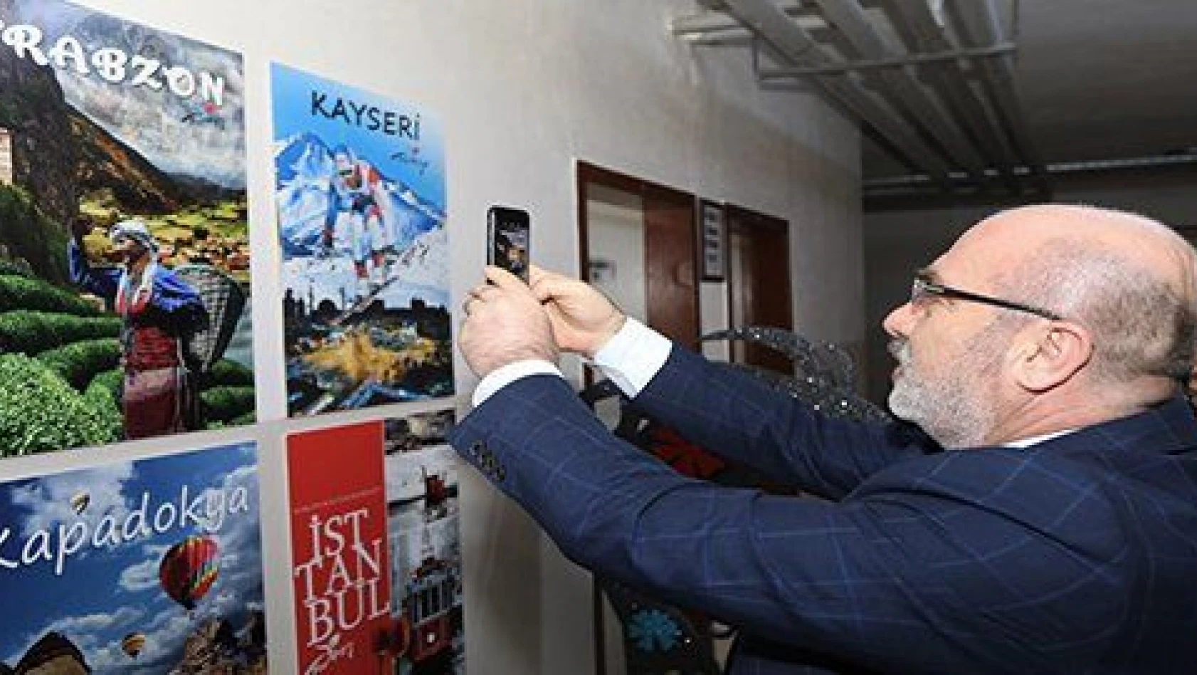 KAYÜ Mustafa Çıkrıkçıoğlu MYO'da Grafik Tasarım Sergisi Açıldı