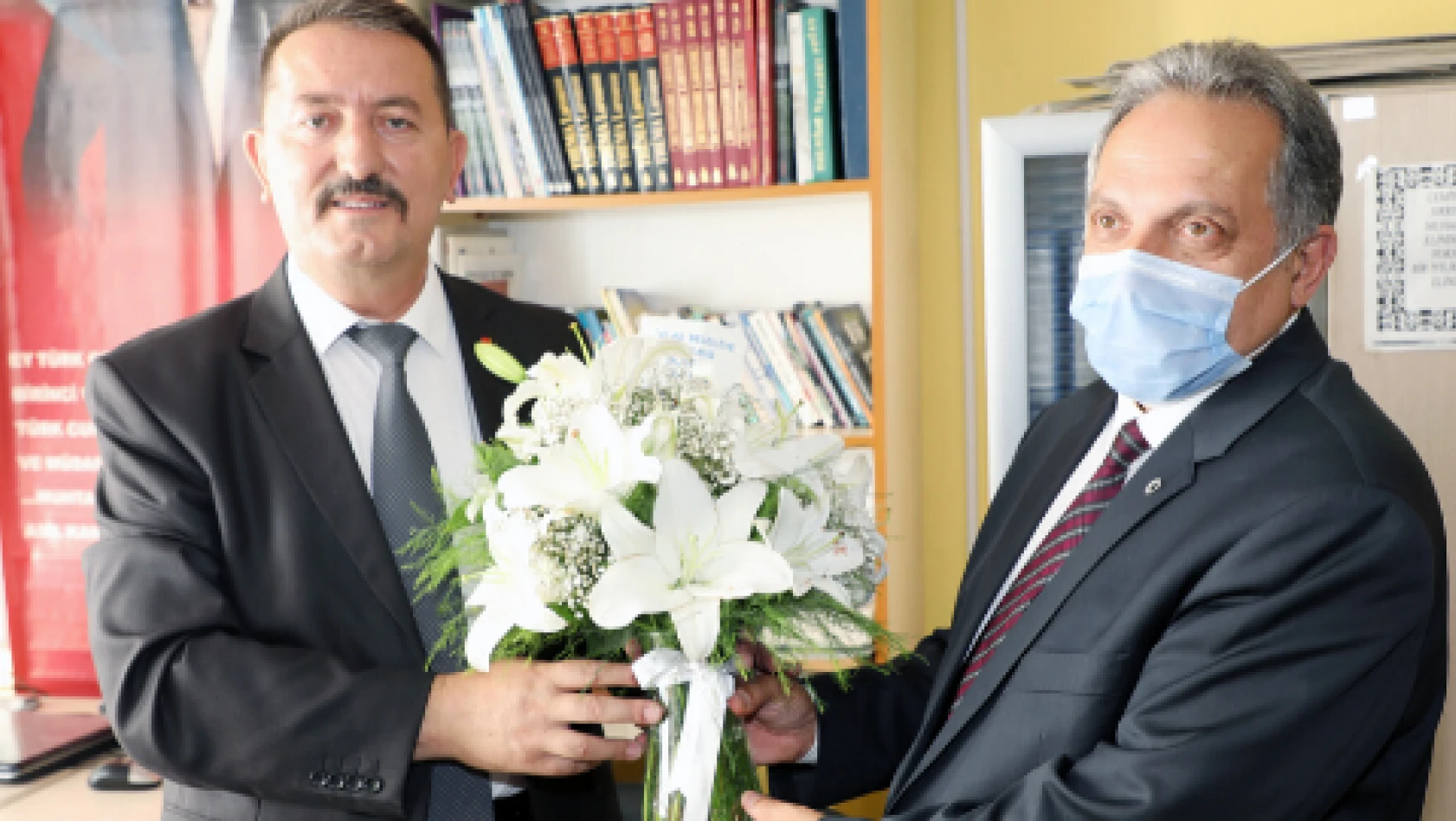 Başkan Yalçın Bosna Türklerini ziyaret etti