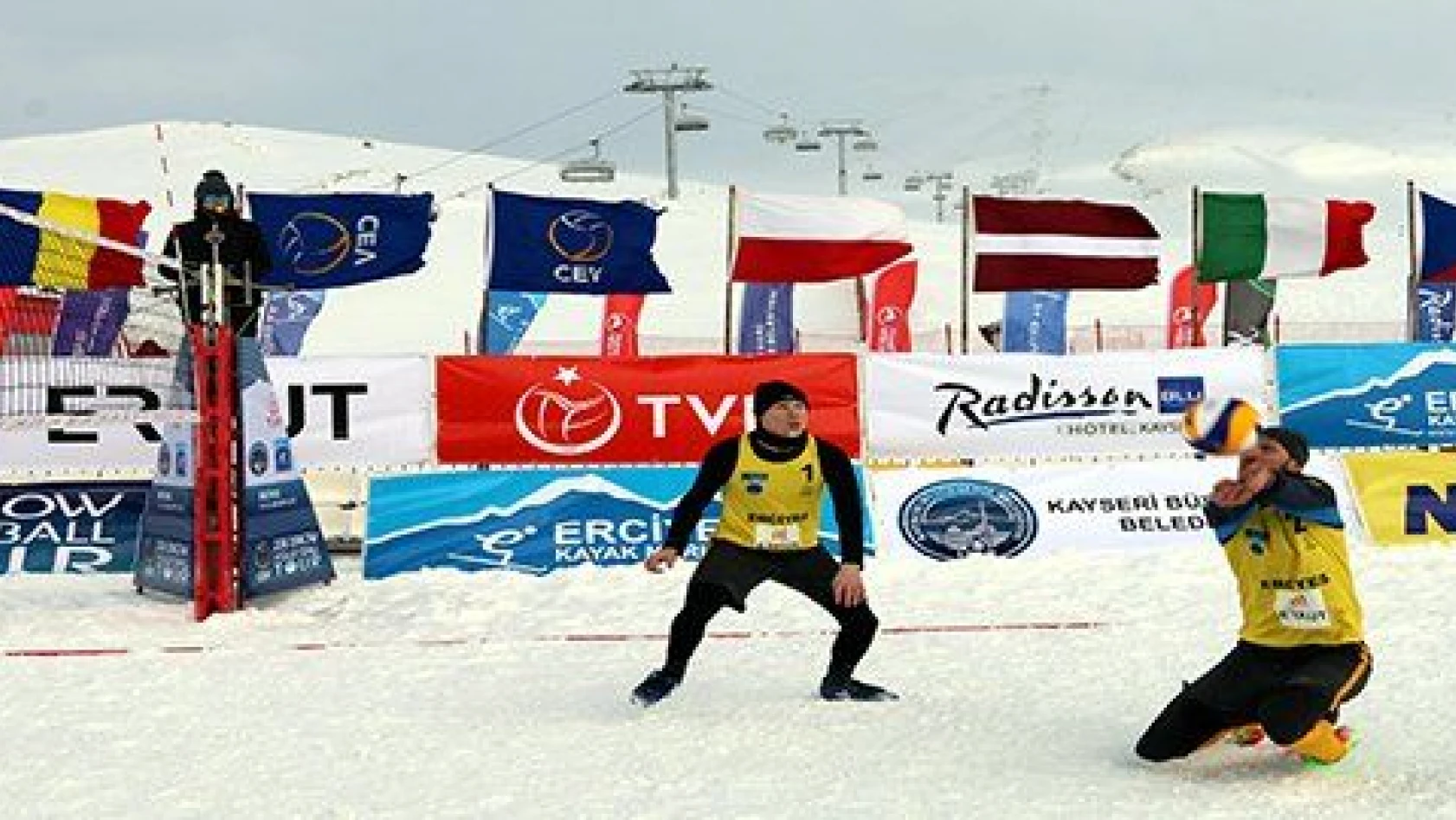 2018 CEV Kar Voleybolu Avrupa Turu'nun ilk etabı Erciyes'te başladı  