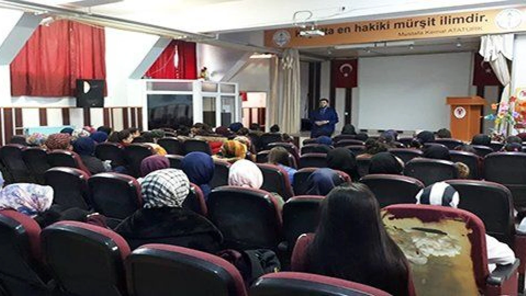 Çetin Ceviz'e Kayseri'de yoğun ilgi 