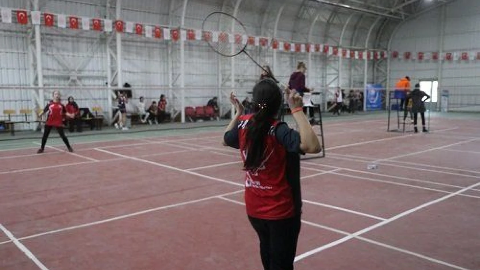 Badminton Analig seçmeleri başladı