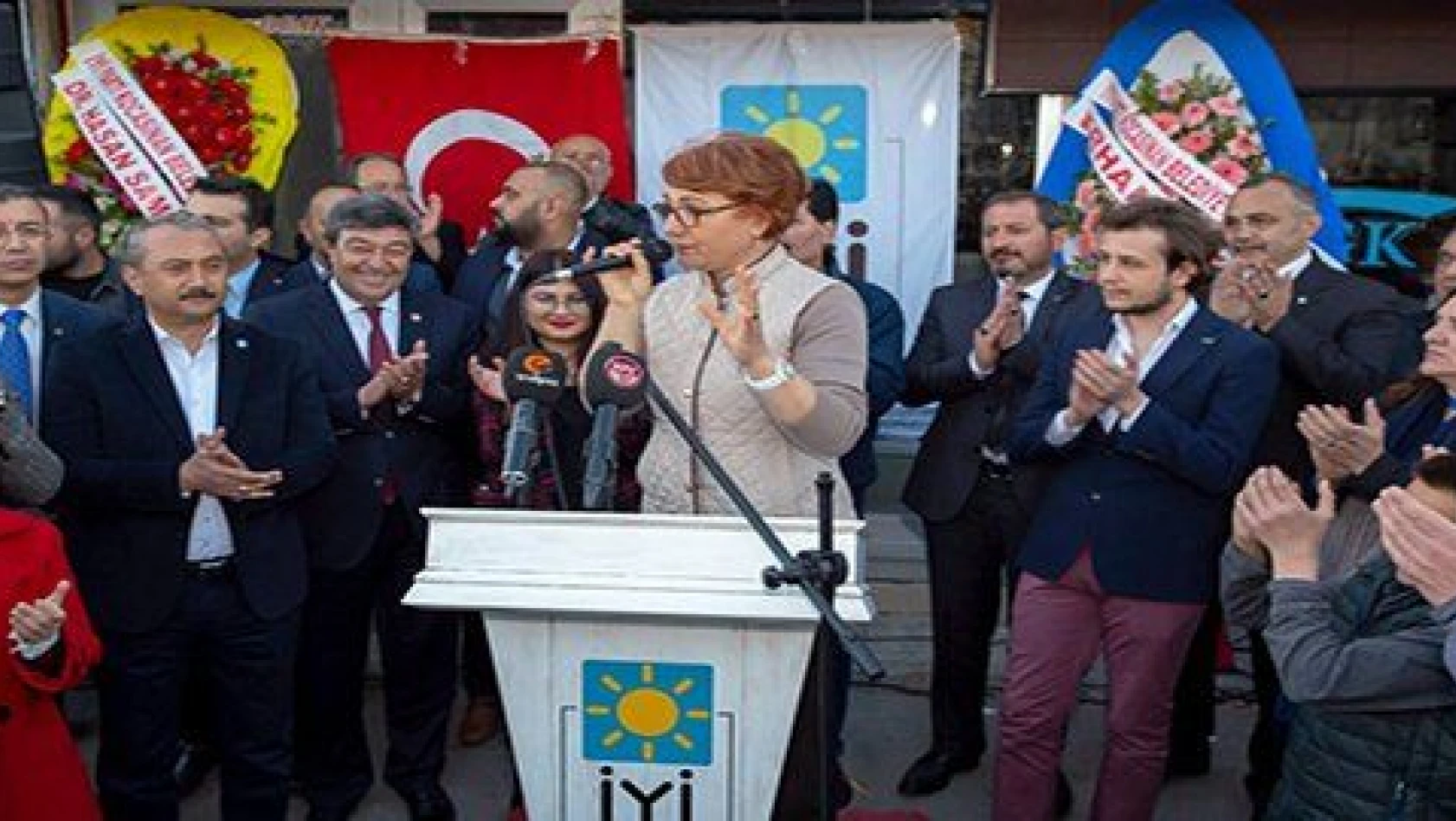 Karaoğlu 'Hiçbir Belediye İşçisini İşten Çıkarmayacağız'