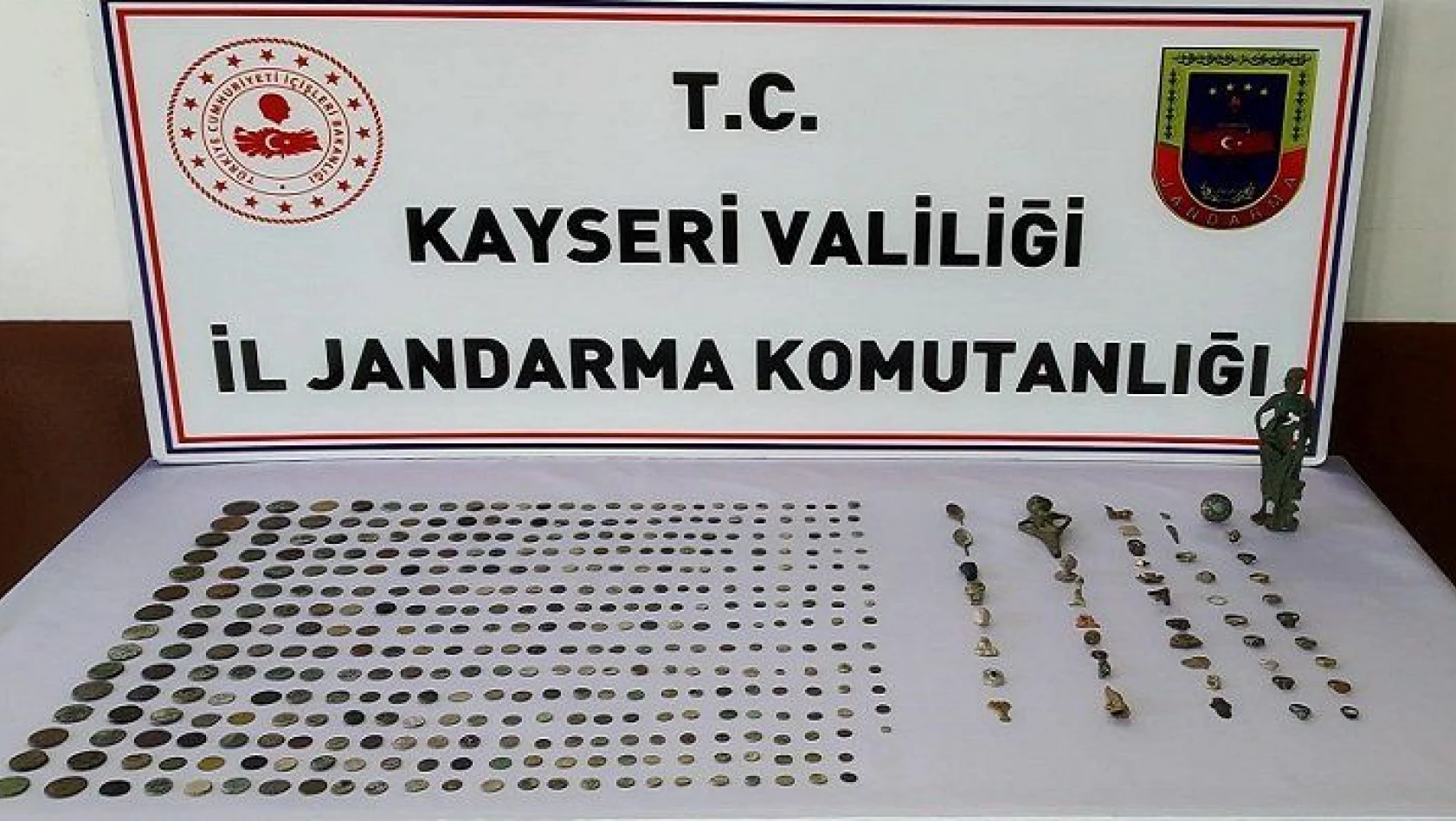 Kayseri'de tarihi eser operasyonunda 2 şüpheli yakalandı