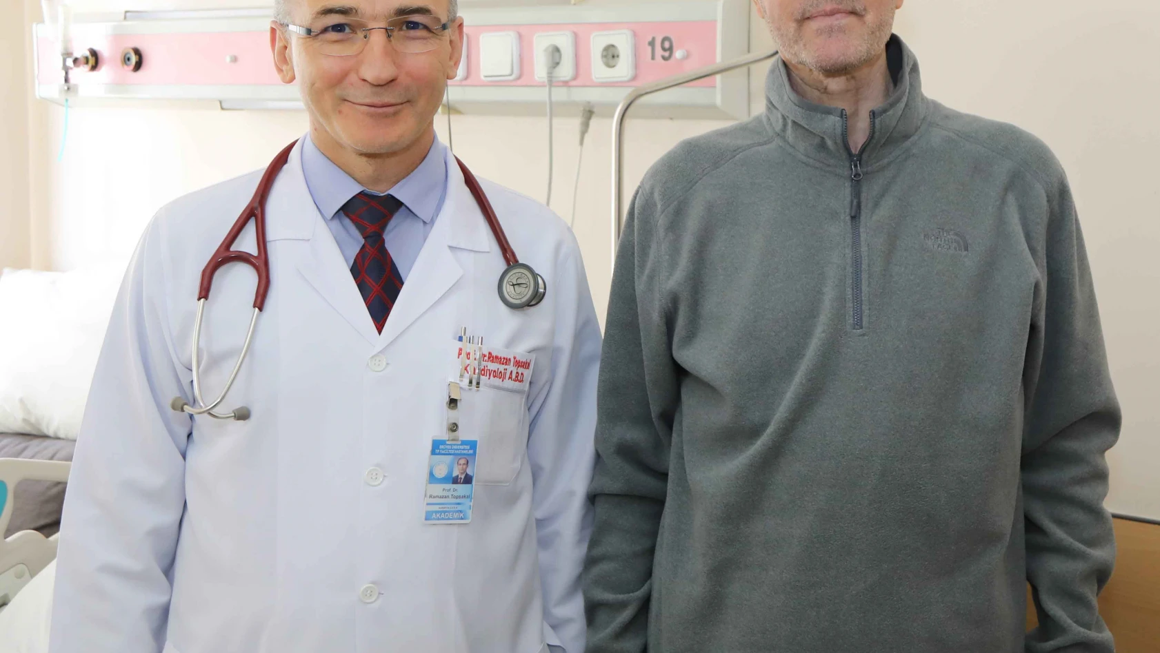 ERÜ Kalp Hastanesi'nde Kapalı Yöntemle Başarılı Kalp Kapak Operasyonu