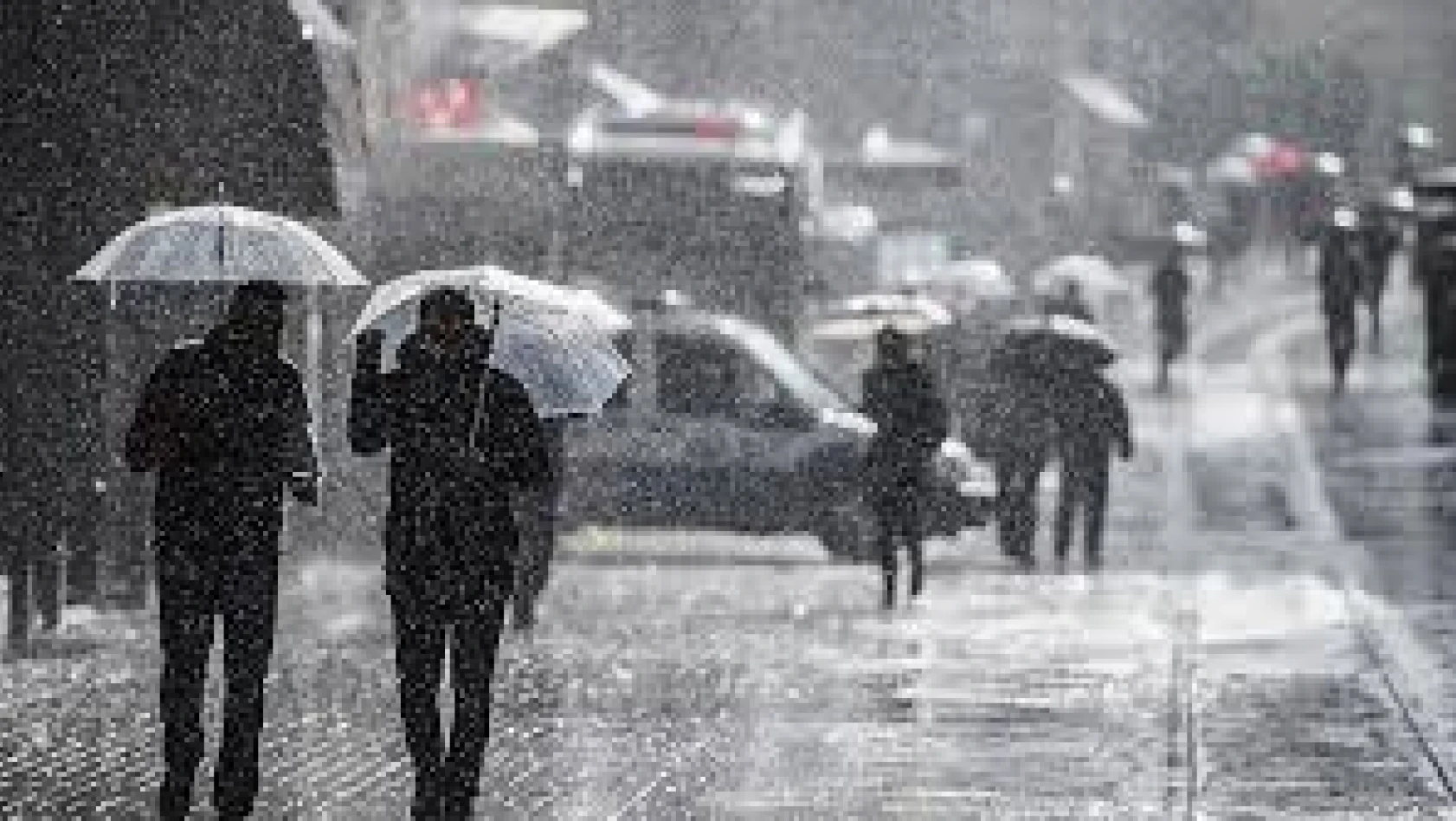 Türkiye yağışlara teslim! Meteoroloji'den 34 ilimiz için peş peşe sarı kodlu uyarı
