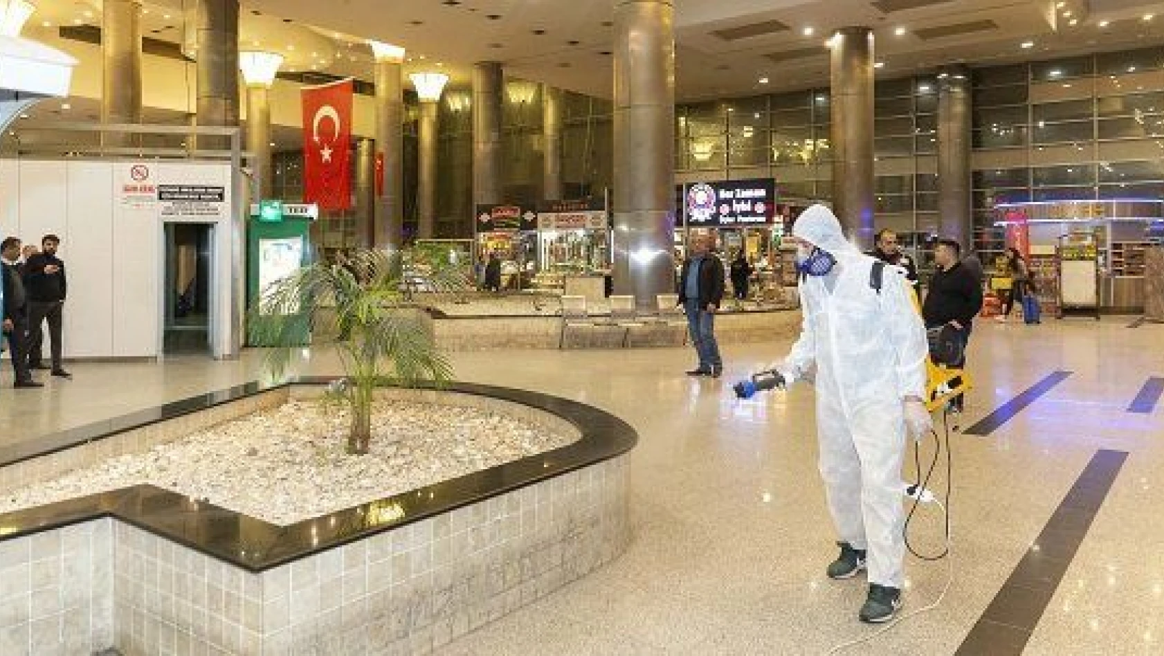 Kayseri'de otogarda virüs temizliği