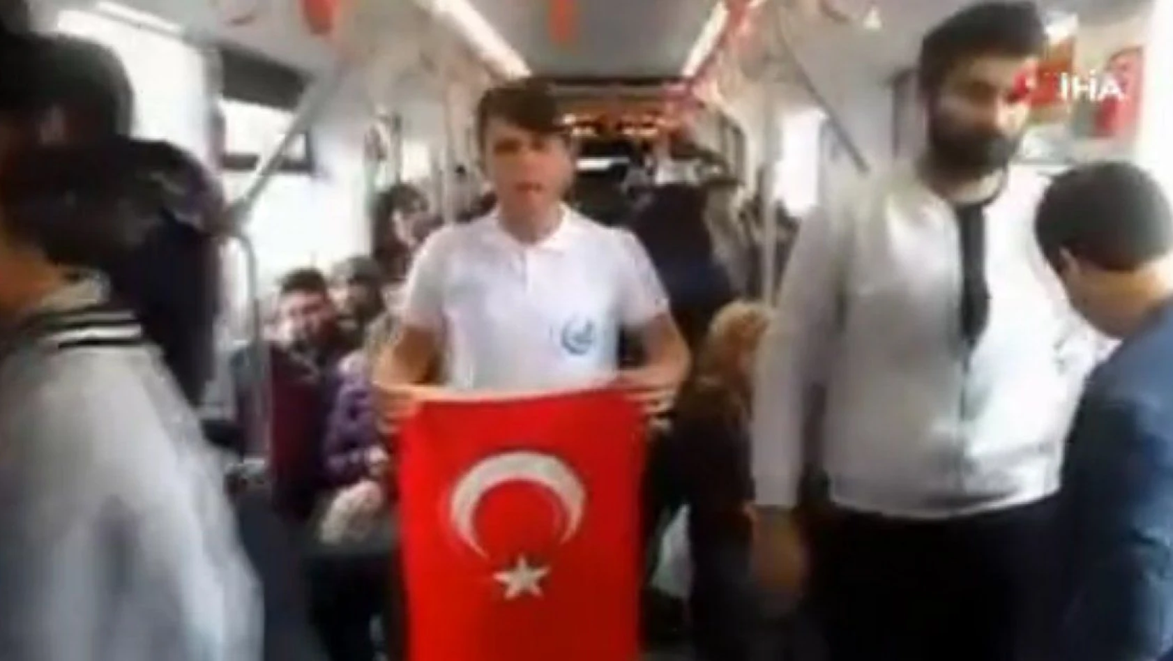 Tramvay'da İstiklal Marşı 