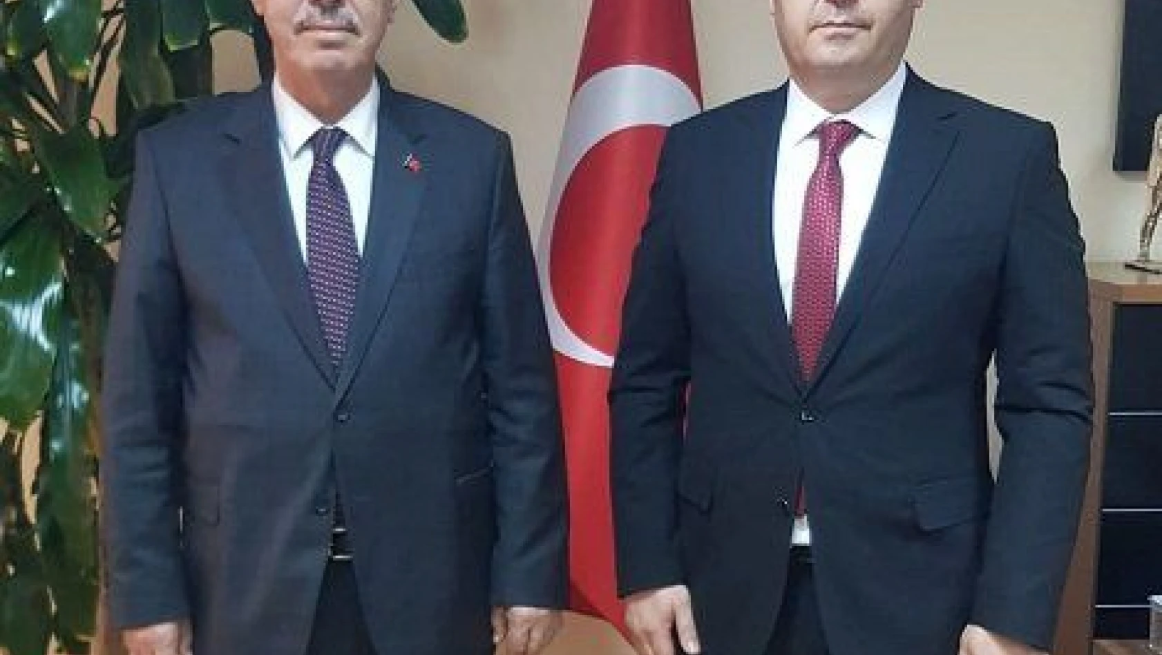 Başkan Akay, Demirhan'ı kutladı