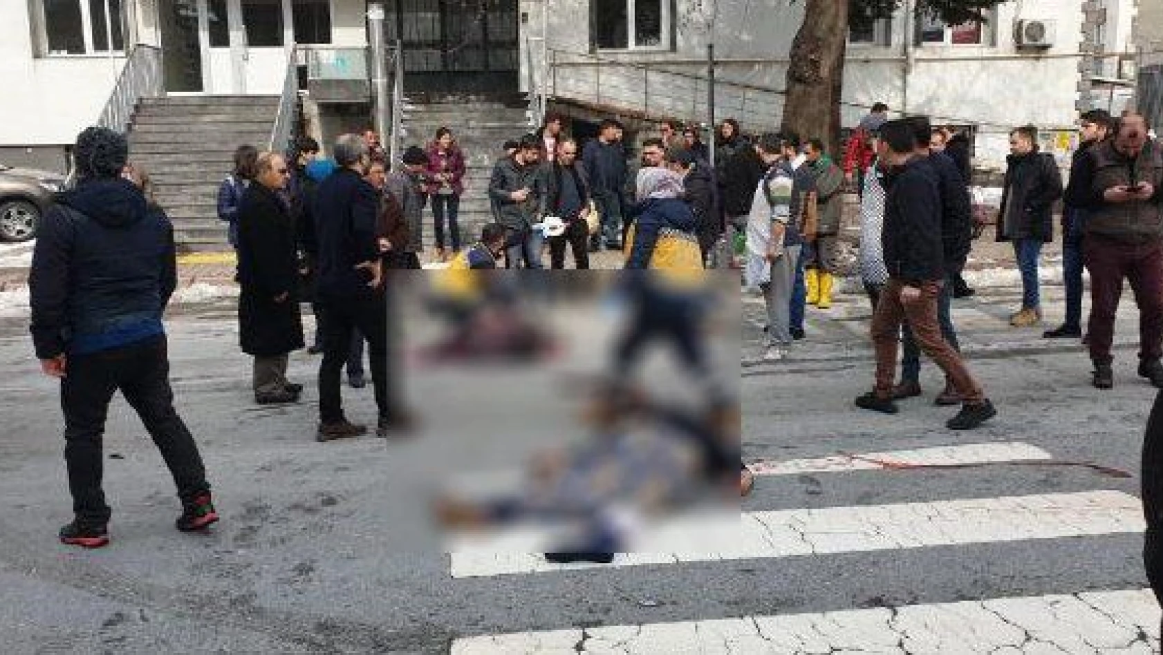 Kayseri'de otomobil yayalara çarptı: 1 ölü, 1 yaralı