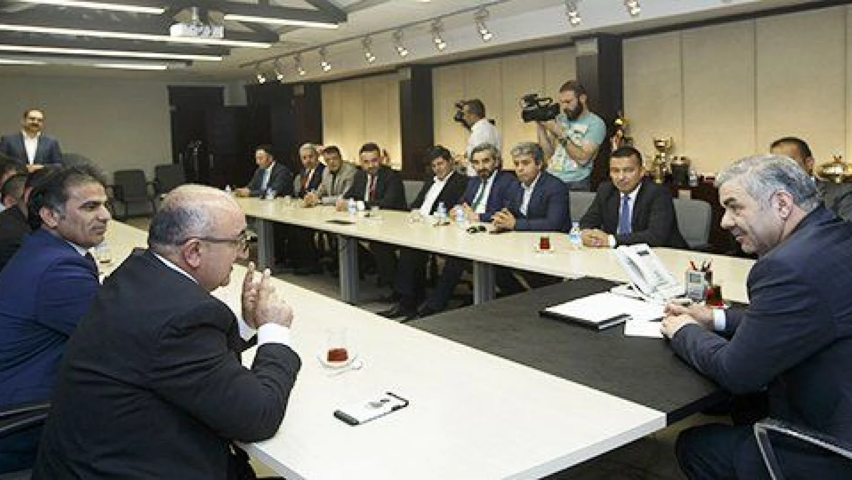 Gazeteciler Cemiyeti yeni yönetimi Başkan Çelik'i ziyaret etti