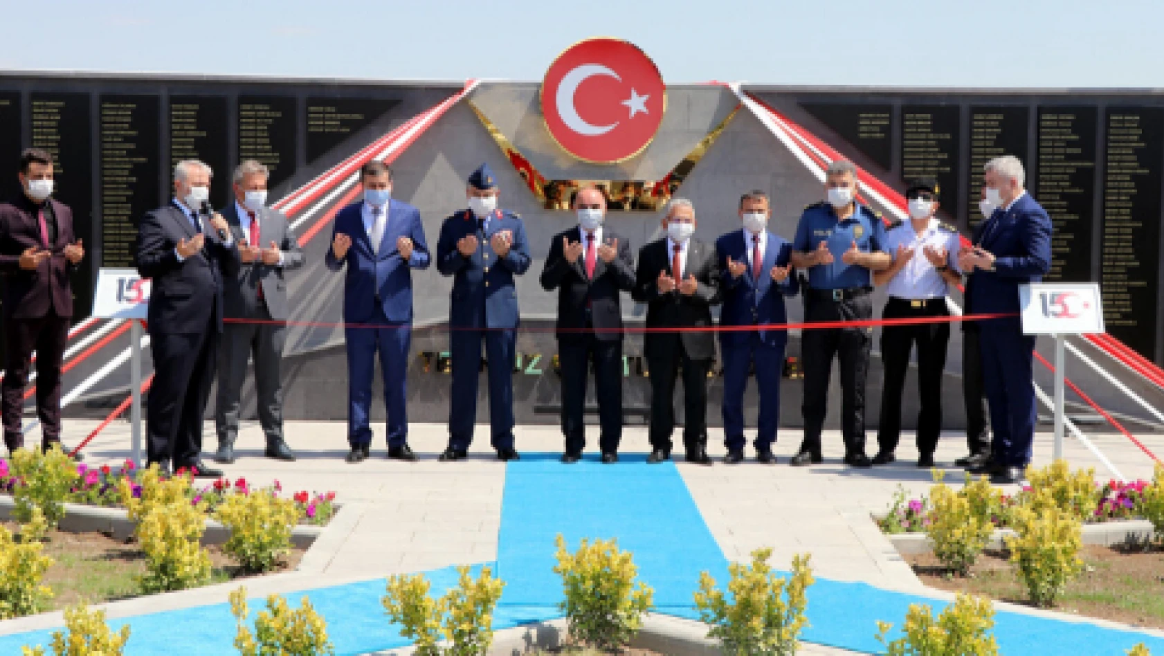 Kayseri 'de 15 Temmuz Şehitler anıtı açıldı