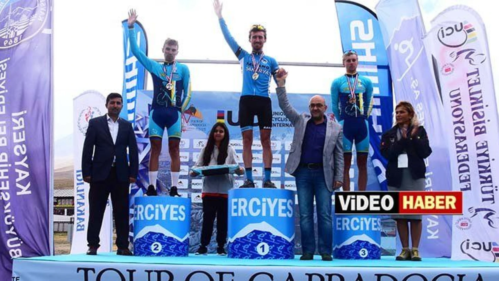 Bisikletçiler, Nevşehir'den Erciyes'e 131 kilometre pedal bastı 