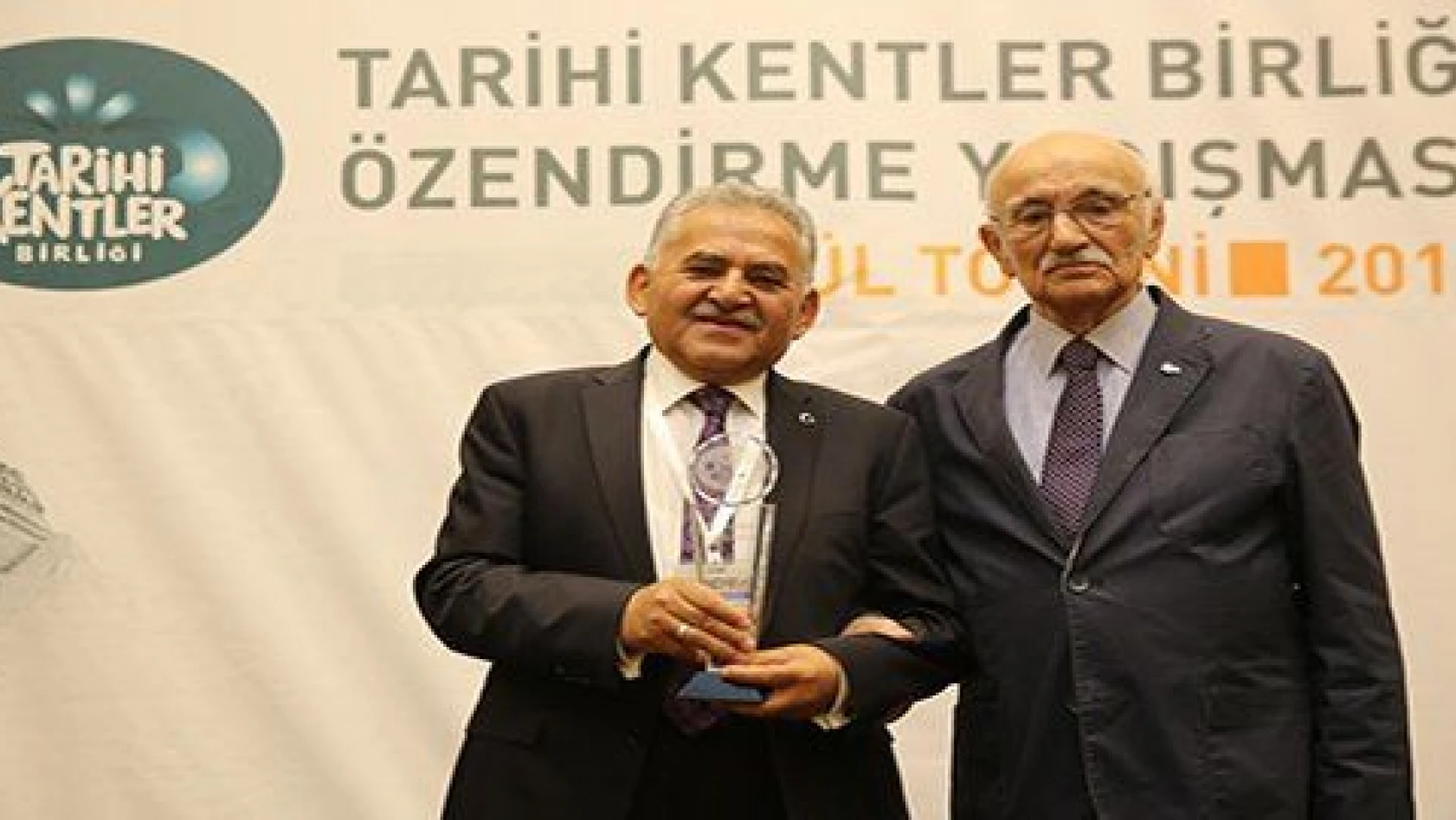 Prof. Dr. Metin Sözen'den Başkan Büyükkılıç'a anlamlı ve övgü dolu açıklama 