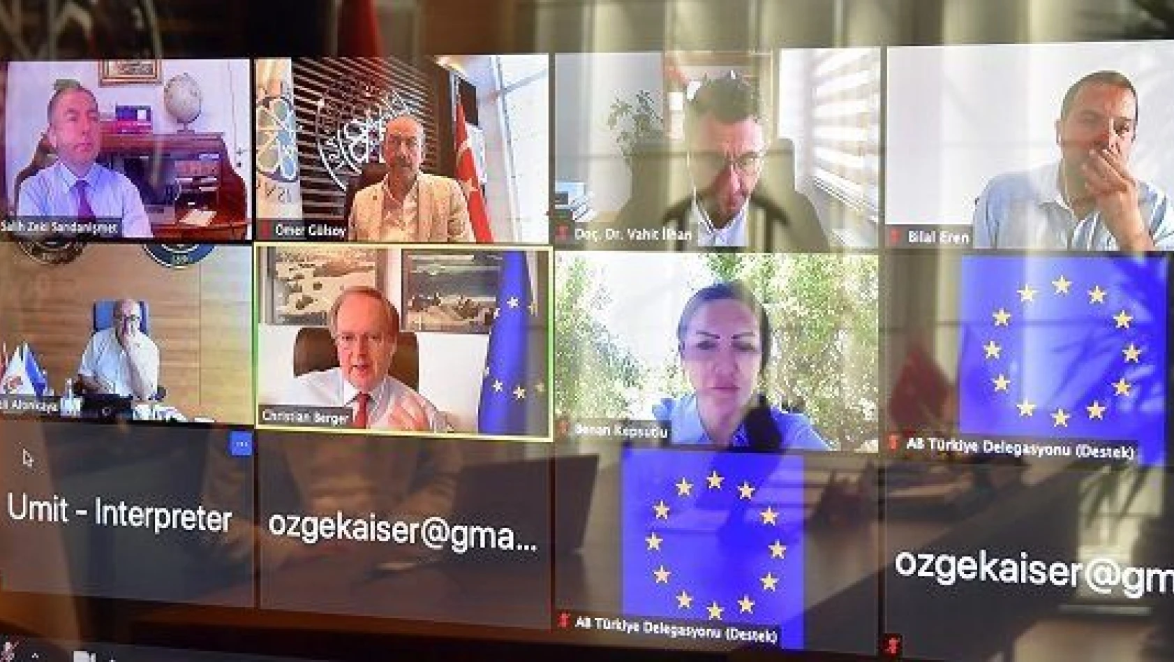 Kayseri'de, 'Dijital Medyada Dezenformasyon Algısı' video konferansı