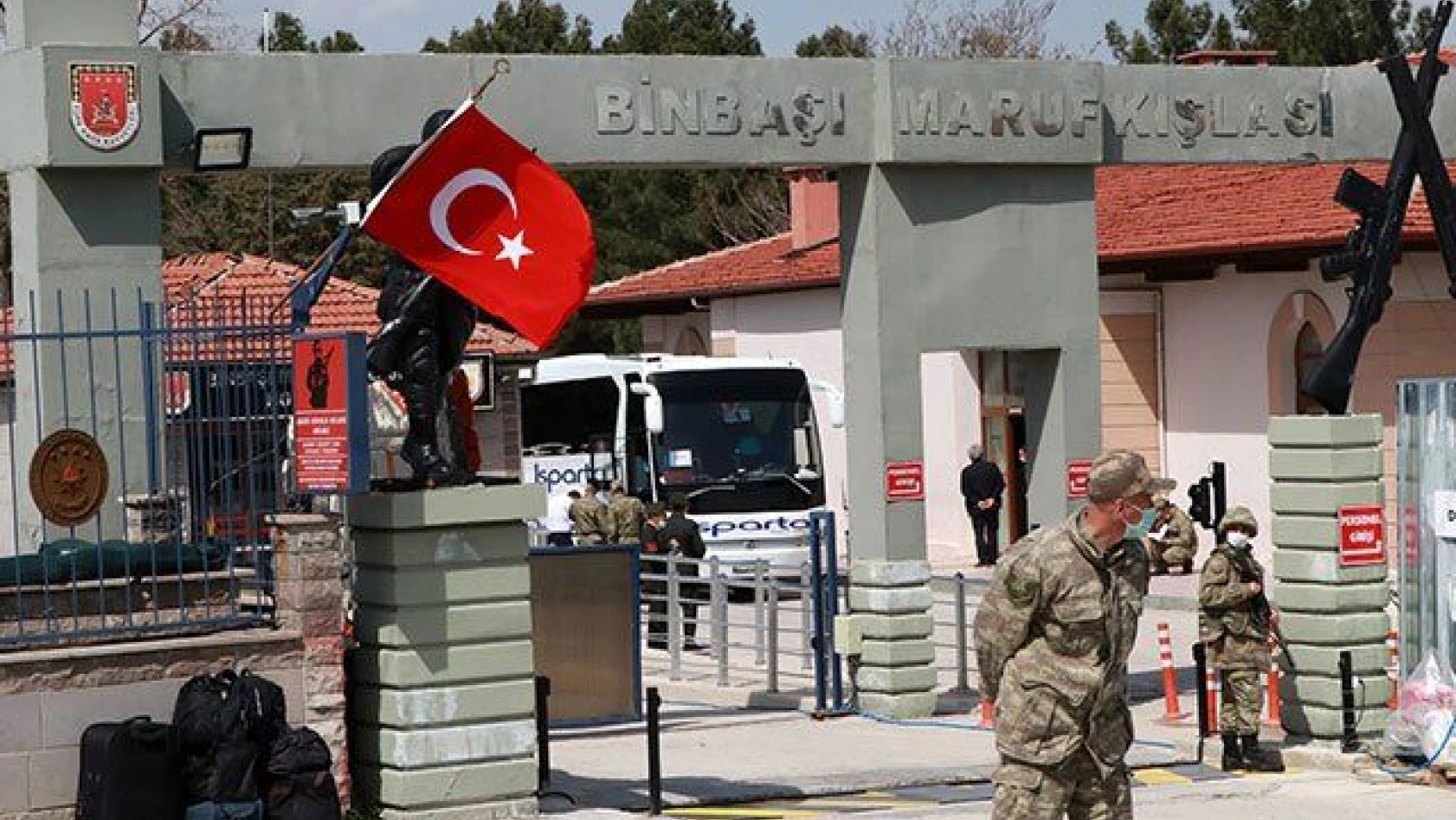 Burdur'da karantinaya alınan asker sayısı 670'e yükseldi