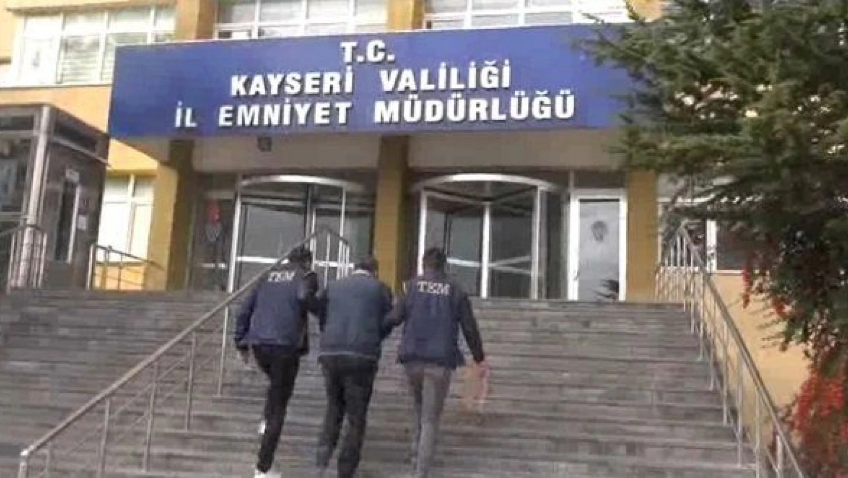 Kayseri'de FETÖ'nün güncel yapılanmasına operasyon: 4 gözaltı