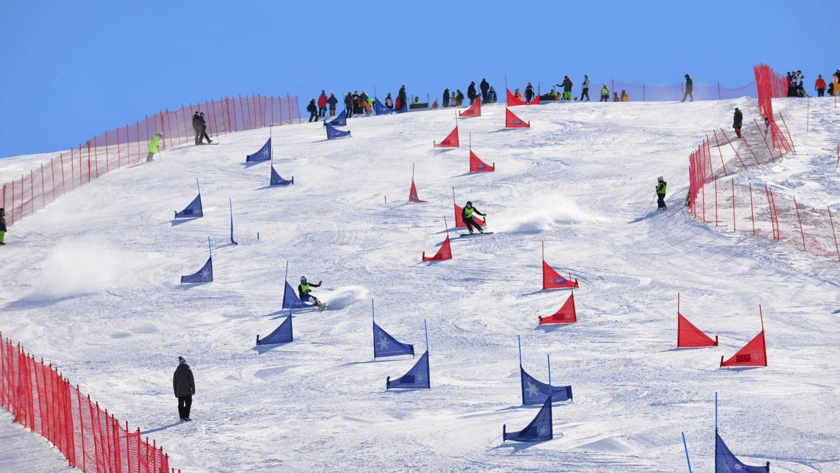 Erciyes'te Snowboard Rüzgarı